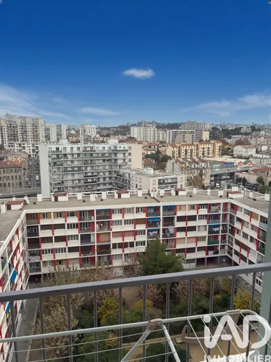 Apartment in Marseille (13003)
