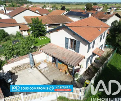 Maison à Chamagnieu (38460)