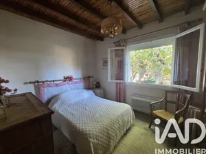 House in Entraigues-sur-la-Sorgue (84320)