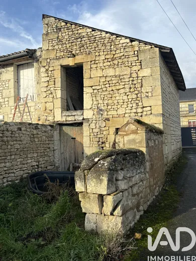 Grange à Les Trois-Moutiers (86120)