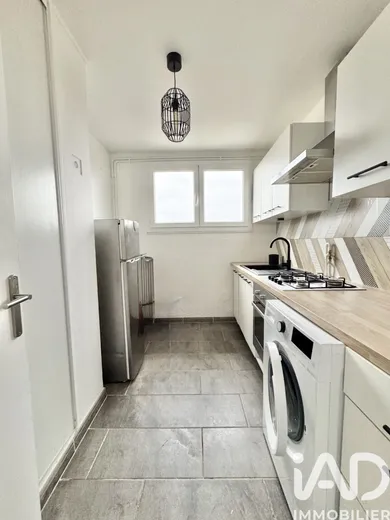 Apartment in Reims (51100)