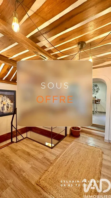 Village house in Gilette (06830)