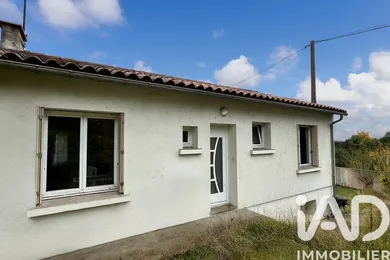 Detached house in Parthenay (79200)