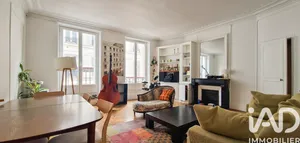 Apartment in Paris (75009)
