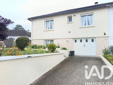 Maison à Freneuse (78840)