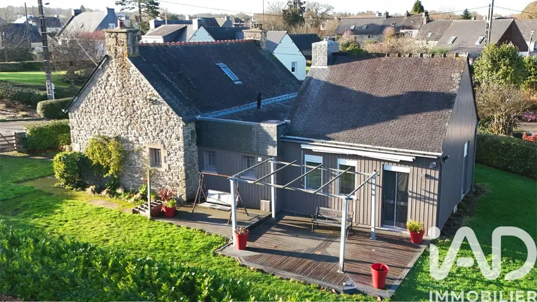 Maison 7 pièces 125 m² · à Rostrenen · 125 m² · 190 000 €