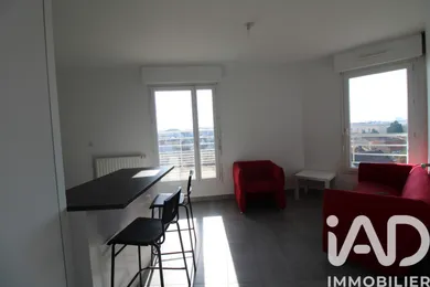 Apartment in Le Bourget (93350)