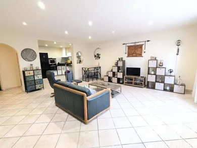 Appartement à Brie-Comte-Robert (77170)