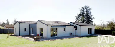 Maison traditionnelle à Tercé (86800)