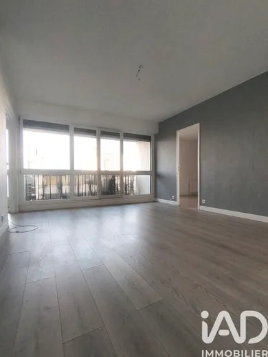 Appartement à Les Ulis (91940)