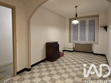 Maison de village à Villiers-Saint-Georges (77560)