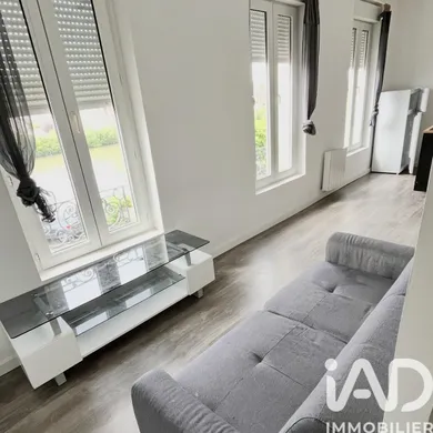 Apartment in Pont-Sainte-Maxence (60700)