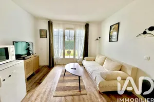 Apartment in Lacanau (33680)