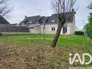 Maison à Pleine-Fougères (35610)