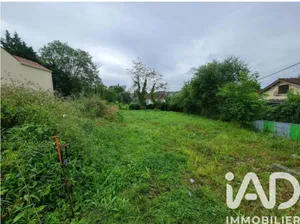 Building plot in Villecresnes (94440)