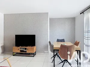 Apartment in Villeneuve-la-Garenne (92390)