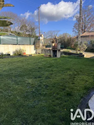 Maison traditionnelle à Saint-Hippolyte-du-Fort (30170)