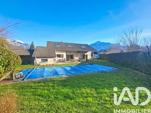 Maison d'architecte à Arenthon (74800)