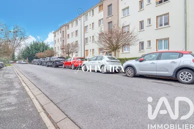 Apartment in Montmorency (95160)