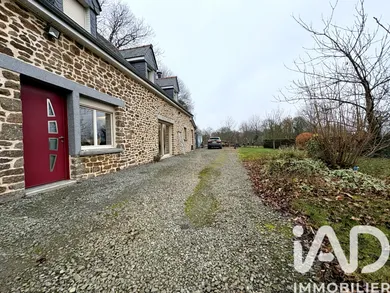 Longere in Larchamp (53220)