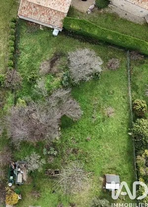Terrain à bâtir à Uzès (30700)