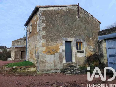 Maison à Curçay-sur-Dive (86120)