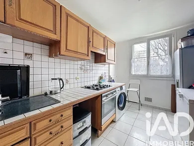 Apartment in Pontoise (95300)