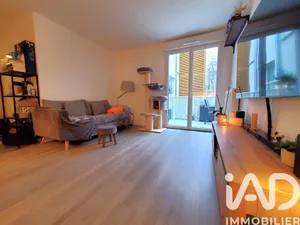 Appartement à Voisins-le-Bretonneux (78960)