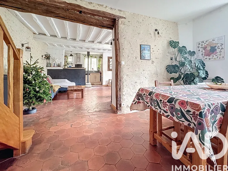 Maison 6 pièces 150 m² · à Béville-le-Comte · 150 m² · 259 000 €