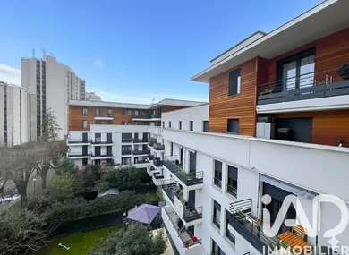 Apartment in Drancy (93700)