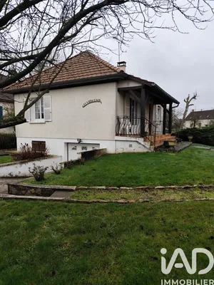 Maison traditionnelle à Léchelle (77171)