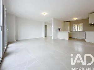 Apartment in Sanary-sur-Mer (83110)