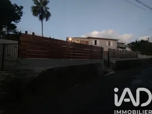 House in Saint-Pierre (97432)