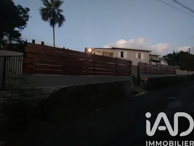 House in Saint-Pierre (97432)