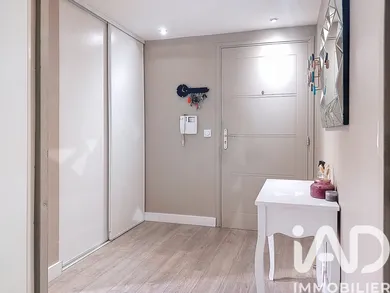 Apartment in Ecquevilly (78920)