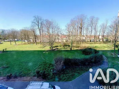 Apartment in Évry (91000)