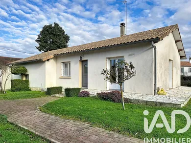 Detached house in Pompaire (79200)