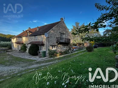 House in Saints (77120)