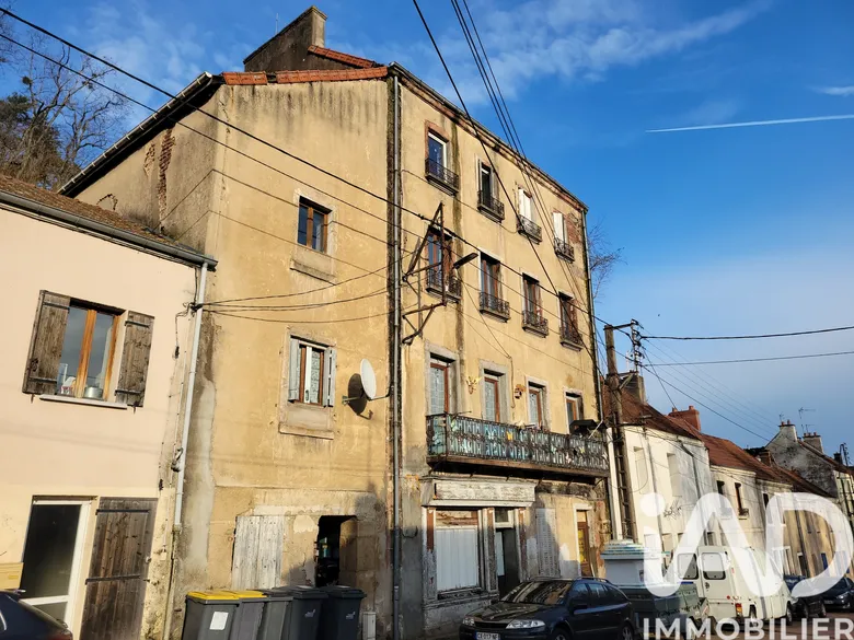 Immeuble 421 m² · à Le Creusot · 421 m² · 65 000 €