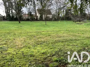 Building plot in Montsuzain (10150)