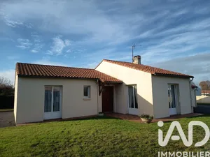 House in Essarts-en-Bocage (85140)