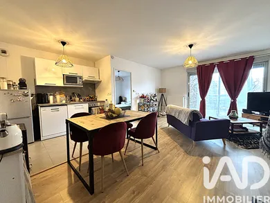 Apartment in Amiens (80090)