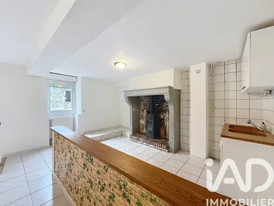 Maison de village à Vermenton (89270)