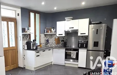 Village house in Saint-Gilles (30800)