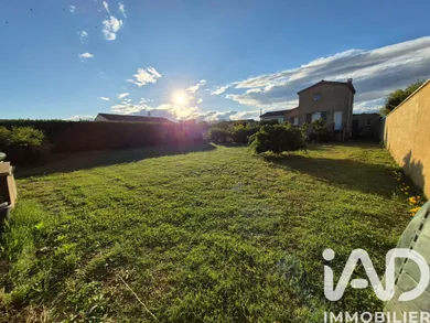 Terrain à bâtir à Alixan (26300)