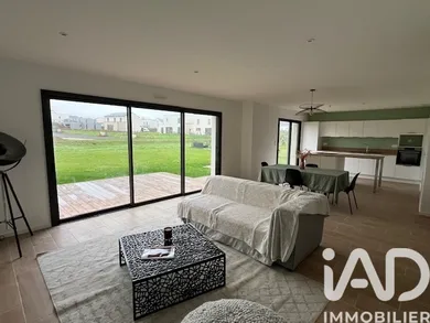 House in La Chapelle-des-Fougeretz (35520)