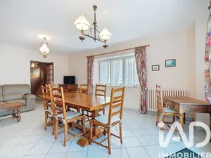 Maison de village à Thoury-Férottes (77940)