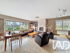 Traditional house in Le Mesnil-Saint-Denis (78320)