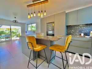 Apartment in Saint-Raphaël (83700)