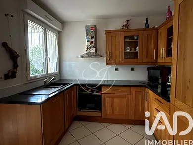 Appartement à Lieusaint (77127)